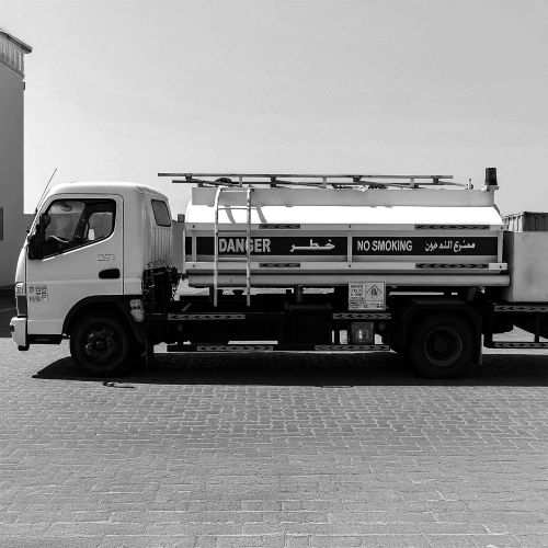 1000 IG/4500 Liter Tank Truck for Downstream Fuel Supply Operations