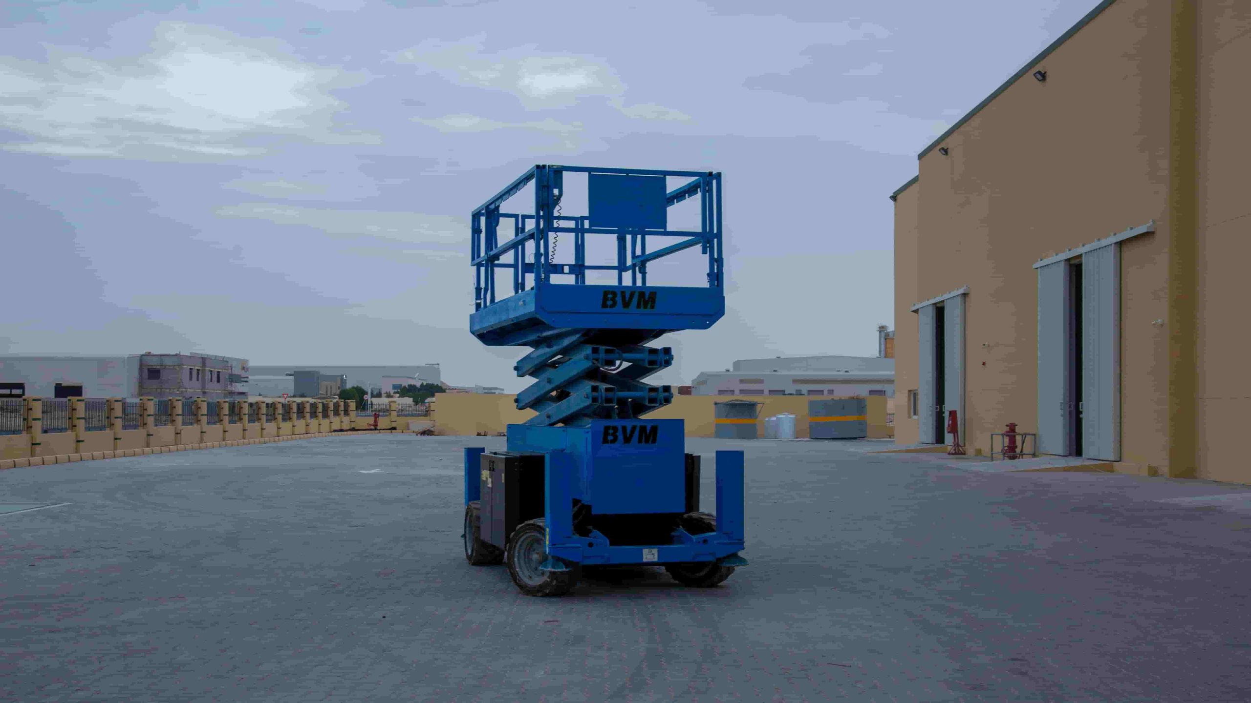 What is a Scissor Lift and Its Uses? BVM Transport